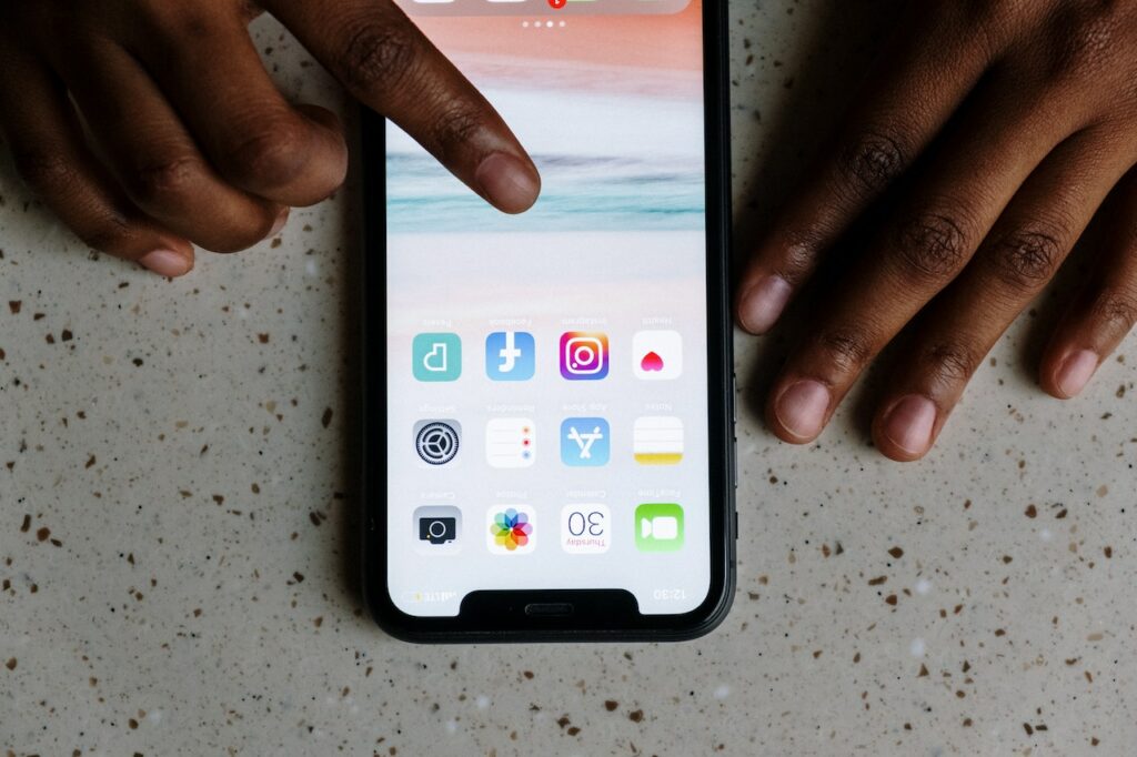 Comment créer du contenu facilement pour plusieurs réseaux sociaux en même temps ?