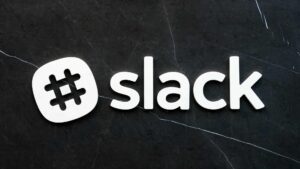 logo slack sur fond marbré