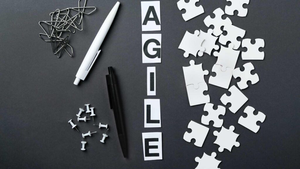 agile écrit sur un bureau